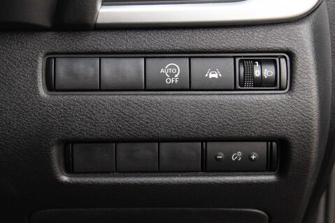 Nissan Qashqai DIG-T ACENTA PREMIUM MHEV 16