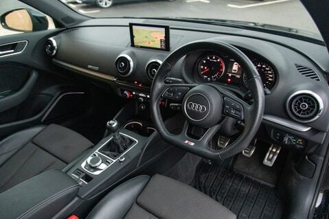 Audi A3 TFSI BLACK EDITION 4