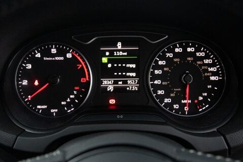 Audi A3 TFSI BLACK EDITION 15