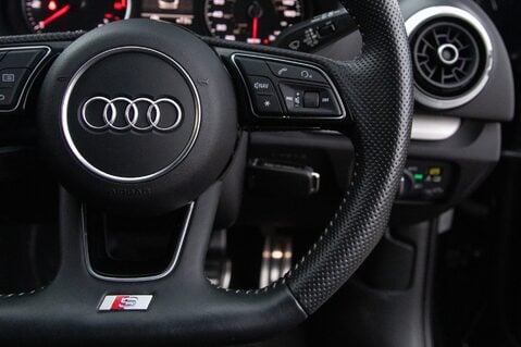 Audi A3 TFSI BLACK EDITION 21