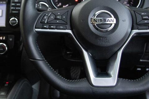 Nissan Qashqai DCI N-CONNECTA 19