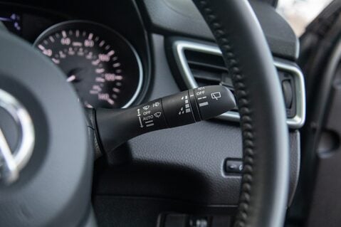 Nissan Qashqai DCI N-CONNECTA 18