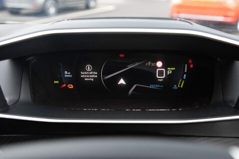 Peugeot 208 GT PREMIUM 15