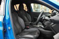 Peugeot 208 GT PREMIUM 31