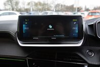 Peugeot 208 GT PREMIUM 26