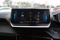 Peugeot 208 GT PREMIUM 23