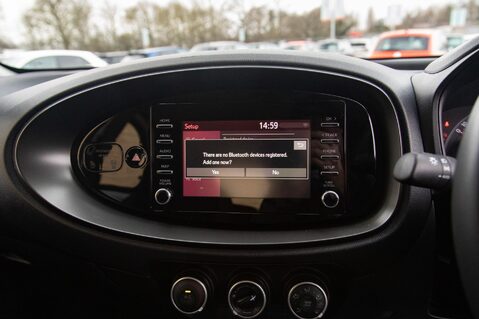 Toyota Aygo X VVT-I PURE 25