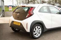 Toyota Aygo X VVT-I PURE 8