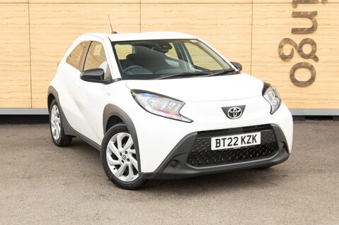 Toyota Aygo X VVT-I PURE 1