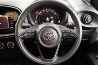 Toyota Aygo X VVT-I PURE 21