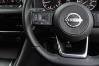 Nissan Qashqai DIG-T ACENTA PREMIUM MHEV 19