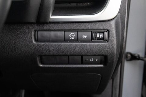 Nissan Qashqai DIG-T ACENTA PREMIUM MHEV 16