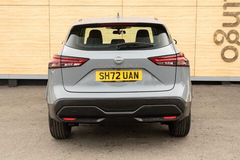 Nissan Qashqai DIG-T ACENTA PREMIUM MHEV 6