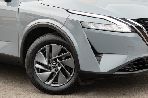 Nissan Qashqai DIG-T ACENTA PREMIUM MHEV 11