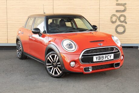 Mini Hatch COOPER S EXCLUSIVE