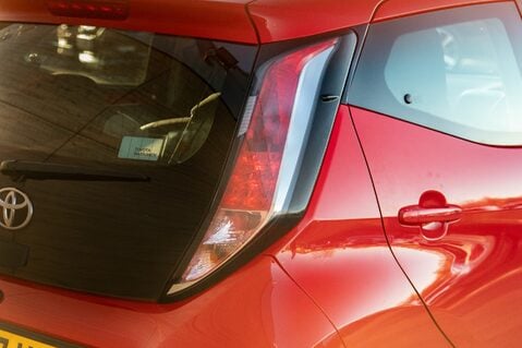 Toyota Aygo VVT-I X-PLAY X-SHIFT 9