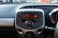 Toyota Aygo VVT-I X-PLAY X-SHIFT 24