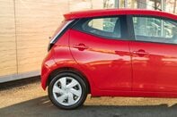 Toyota Aygo VVT-I X-PLAY X-SHIFT 7