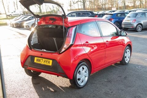 Toyota Aygo VVT-I X-PLAY X-SHIFT 32