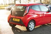 Toyota Aygo VVT-I X-PLAY X-SHIFT 8