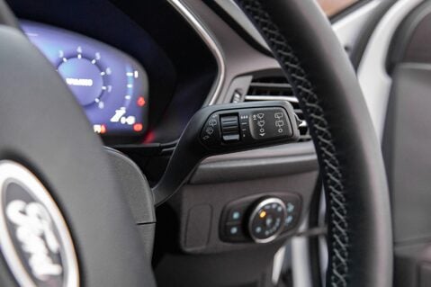 Ford Focus ACTIVE VIGNALE MHEV 18