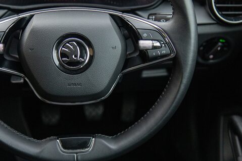 Skoda Fabia COLOUR EDITION MPI 19