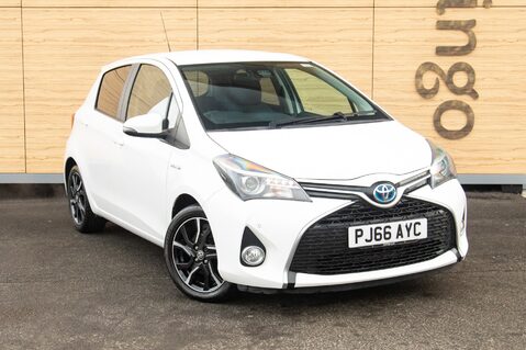 Toyota Yaris VVT-I DESIGN M-DRIVE S TSS 1