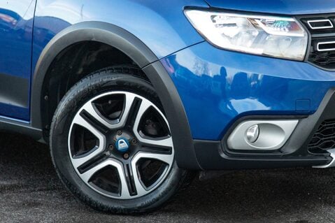 Dacia Sandero Stepway SE TWENTY TCE 11