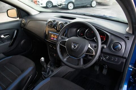 Dacia Sandero Stepway SE TWENTY TCE 4