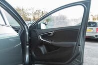 Volvo V40 D2 MOMENTUM 14