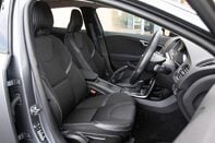 Volvo V40 D2 MOMENTUM 29
