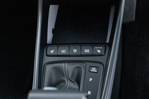 Hyundai BAYON T-GDI ULTIMATE DCT MHEV 38