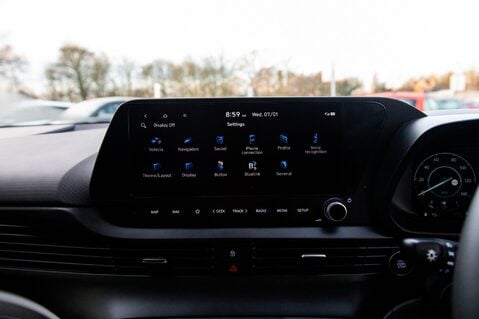 Hyundai BAYON T-GDI ULTIMATE DCT MHEV 28