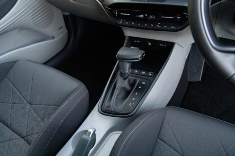 Hyundai BAYON T-GDI ULTIMATE DCT MHEV 36