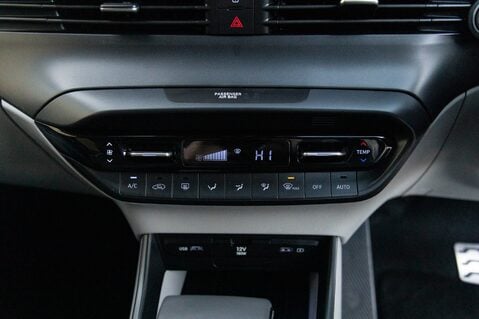 Hyundai BAYON T-GDI ULTIMATE DCT MHEV 37