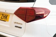 Suzuki Vitara SZ-T MHEV 9