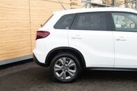 Suzuki Vitara SZ-T MHEV 7