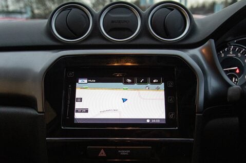 Suzuki Vitara SZ-T MHEV 22