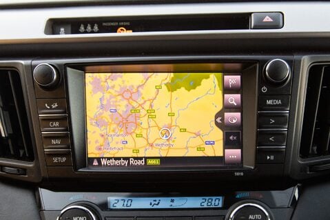 Toyota Rav 4 VVT-I ICON AWD TSS 23