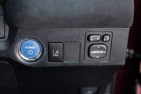 Toyota Rav 4 VVT-I ICON AWD TSS 16