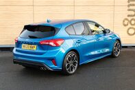 Ford Focus ST-LINE X 2