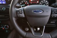 Ford Focus ST-LINE X 19