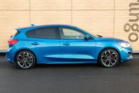 Ford Focus ST-LINE X 12