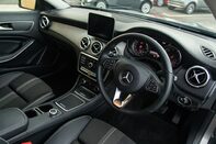 Mercedes-Benz GLA Class GLA 180 URBAN EDITION 4