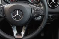 Mercedes-Benz GLA Class GLA 180 URBAN EDITION 19