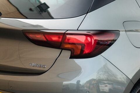 Vauxhall Astra SRI NAV 9