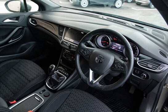 Vauxhall Astra SRI NAV