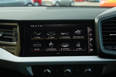 Audi A1 SPORTBACK TFSI S LINE 22