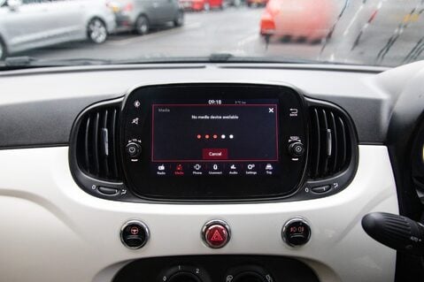 Fiat 500 DOLCEVITA MHEV 23