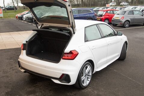 Audi A1 SPORTBACK TFSI S LINE 39